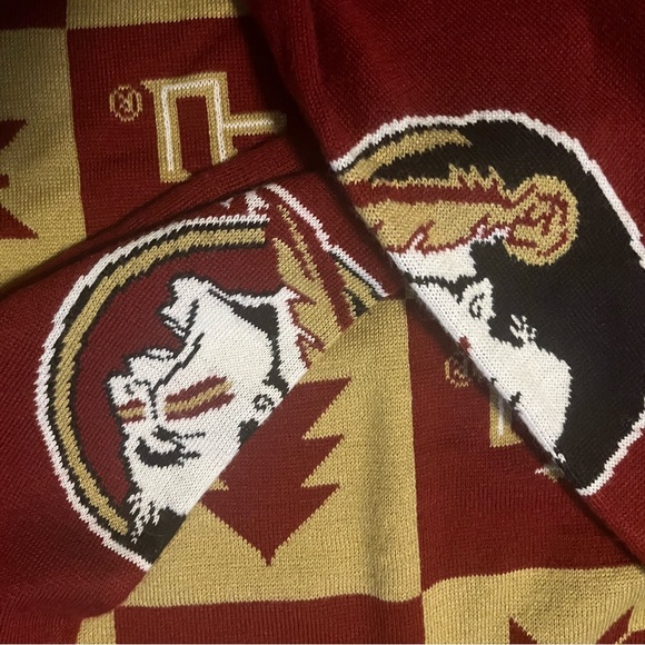 Florida State Seminoles FSU sweater size L and in excellent condition . - Picture 4 of 4